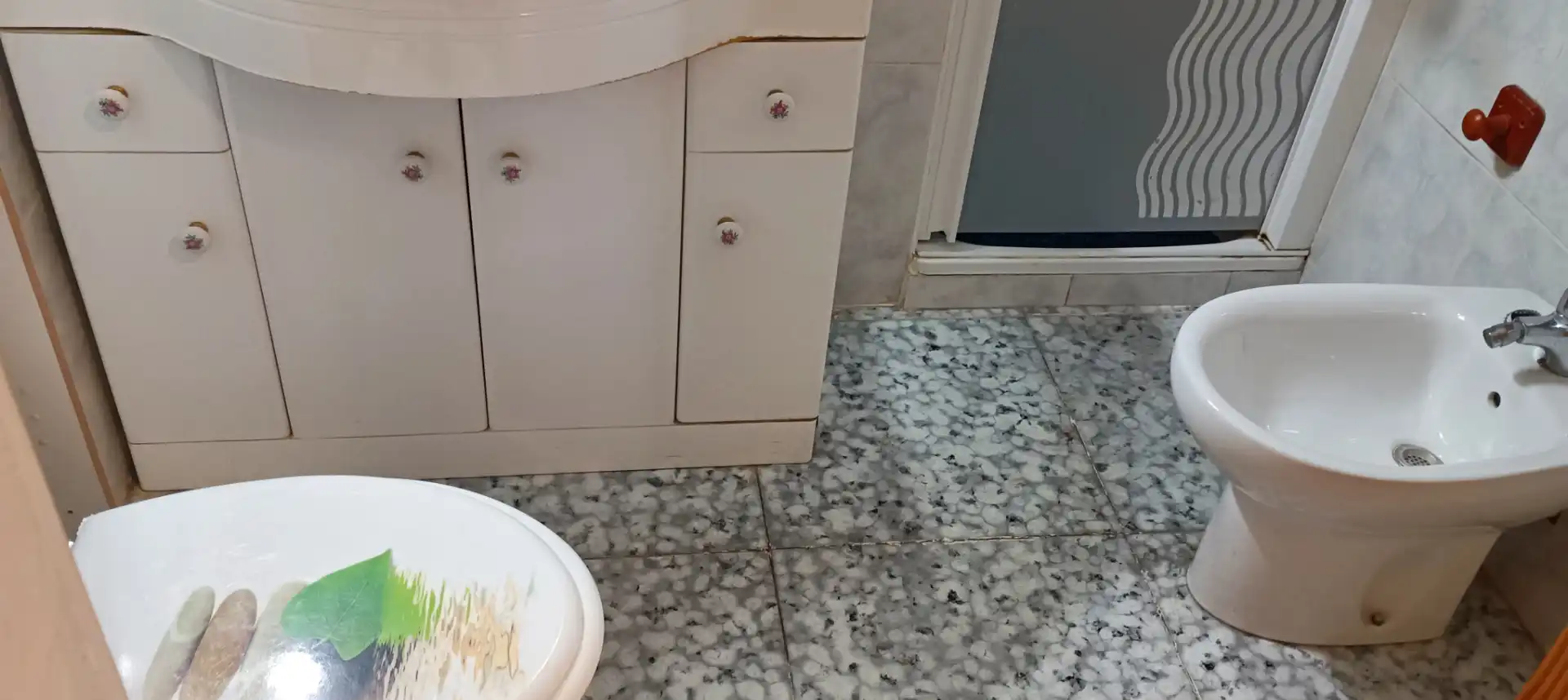 Baño de Apartamento en venta en Mazarrón con Calefacción, Amueblado y Horno
