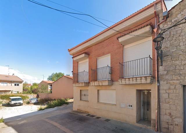 Piso en Venta en Calle las Huertas, 24 en Villagonzalo Pedernales