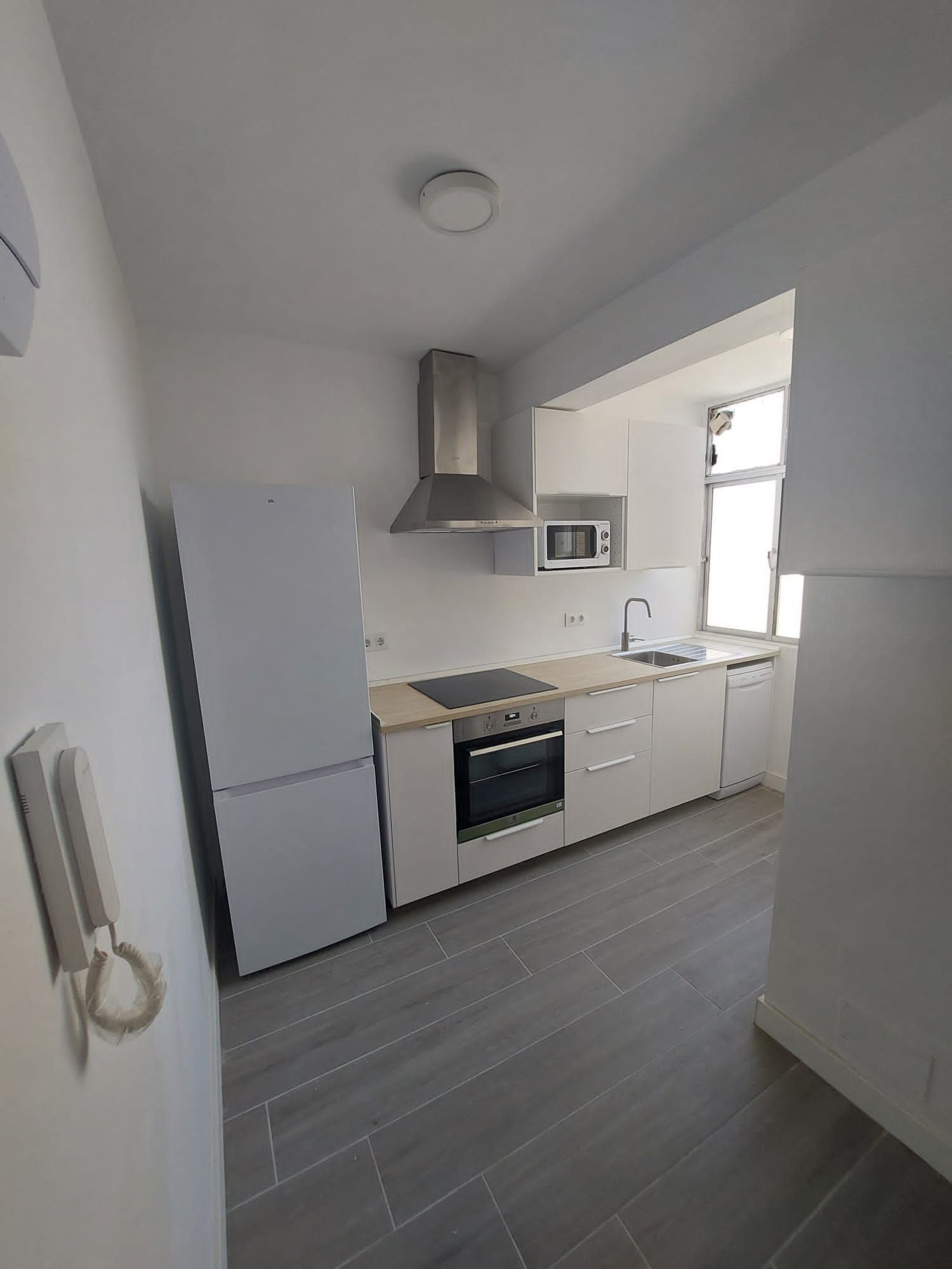 Kitchen of Flat to rent in Jerez de la Frontera  with Furnished, Oven and Washing machine