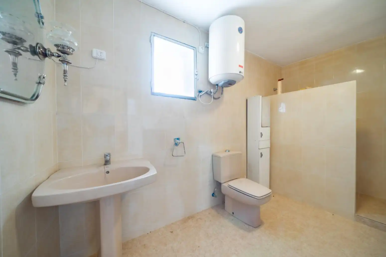 Baño de Casa o chalet en venta en Fortuna con Parquet