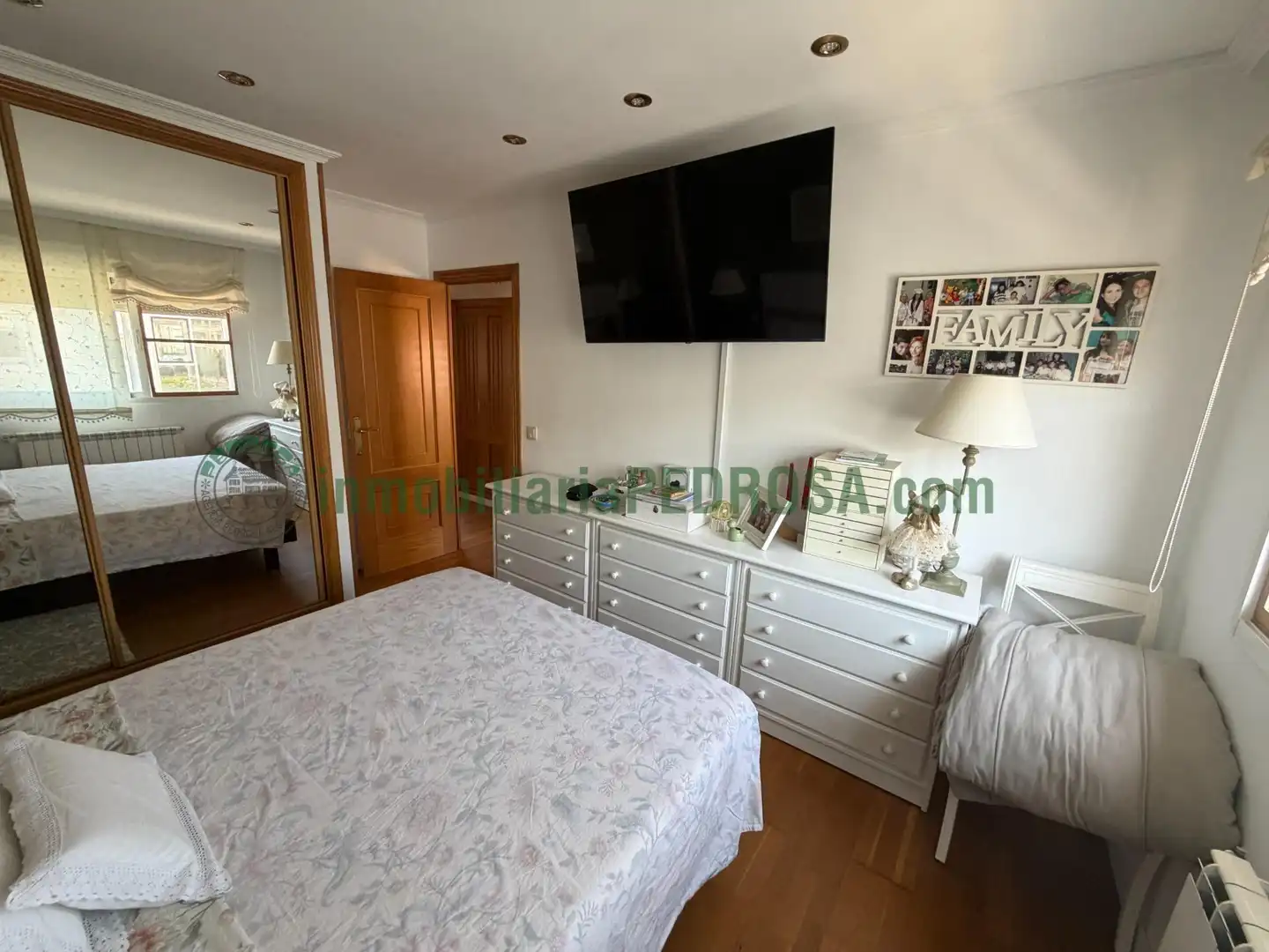 Flat for rent in Avenida MARIA VICTORIA MORENO, Zona Fernández Ladreda