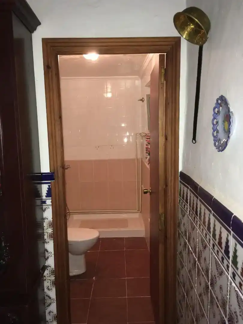 Bany de Planta baixa en venda en Zufre amb Traster, Forn i Rentadora
