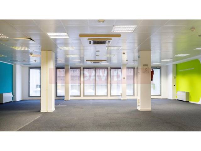 Oficina en Alquiler en N/A en Dreta de l'Eixample