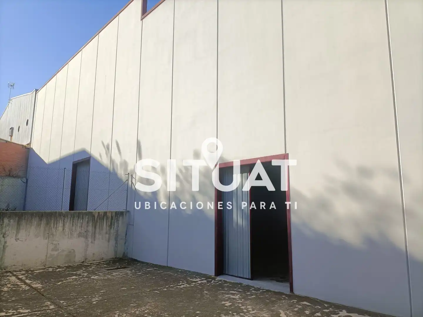 Industrial building for sale in Carrer Miguel Servet 9, imagen 11