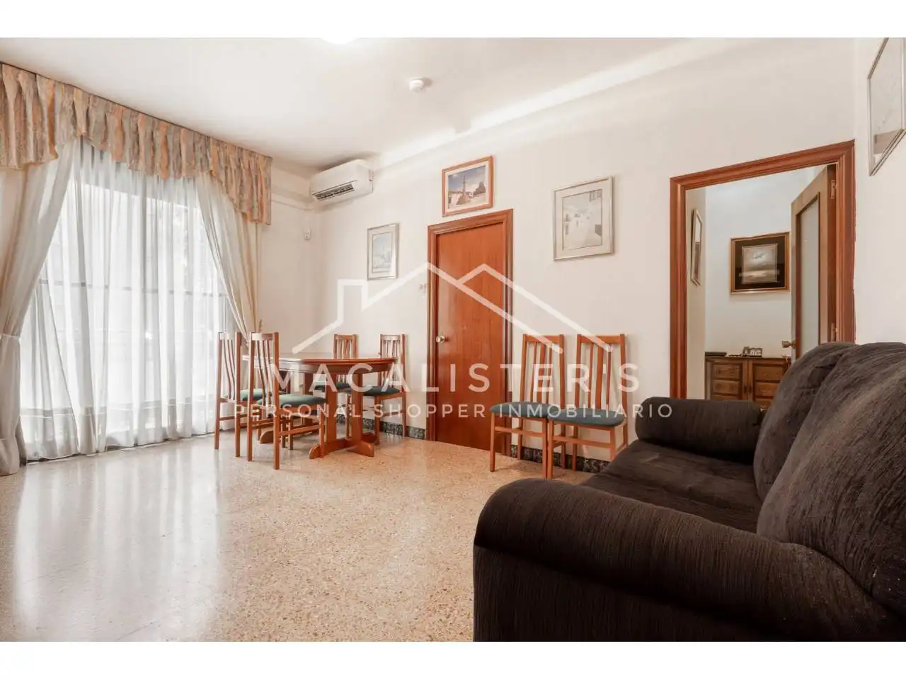 Exterior view of Flat for sale in Barcelona  with Air Conditioner and Balcony