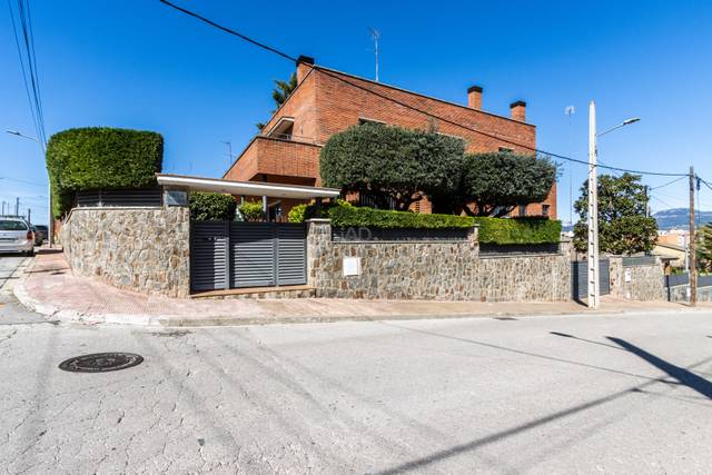 Casa-chalet en Venta en Can Parellada