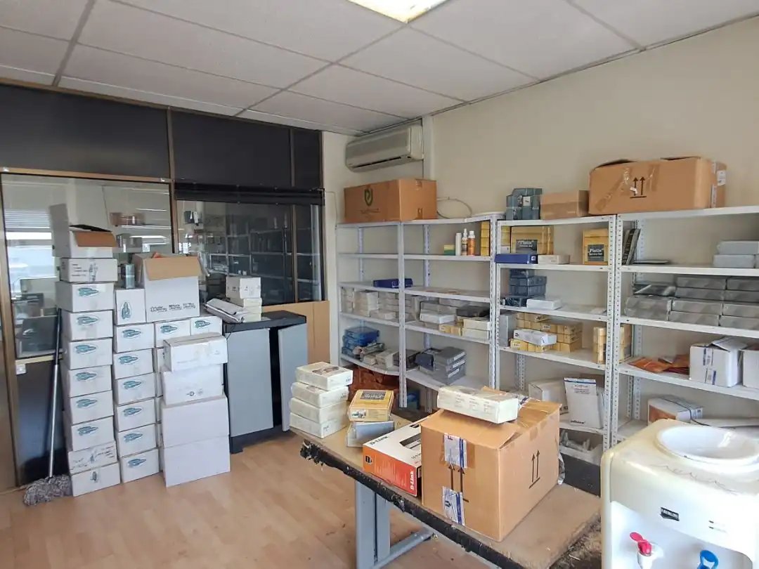 Büro zum Verkauf in Madrid mit Klimaanlage, Heizung und Terrasse