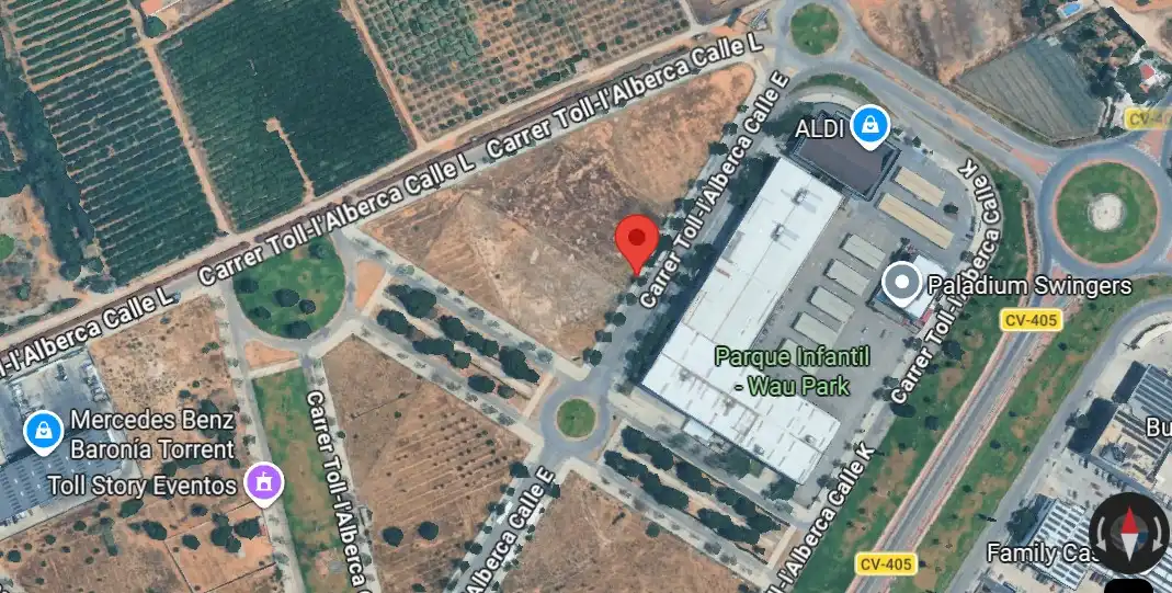 Industrial land for sale in Carrer Toll-l'Alberca Calle E 10