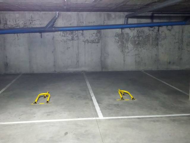 Garaje en Alquiler en Carrer de Santiago, 16 en Eixample Sud – Migdia