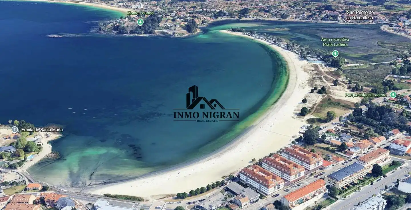 Piso en venta en Baiona con Calefacción, Trastero y Amueblado
