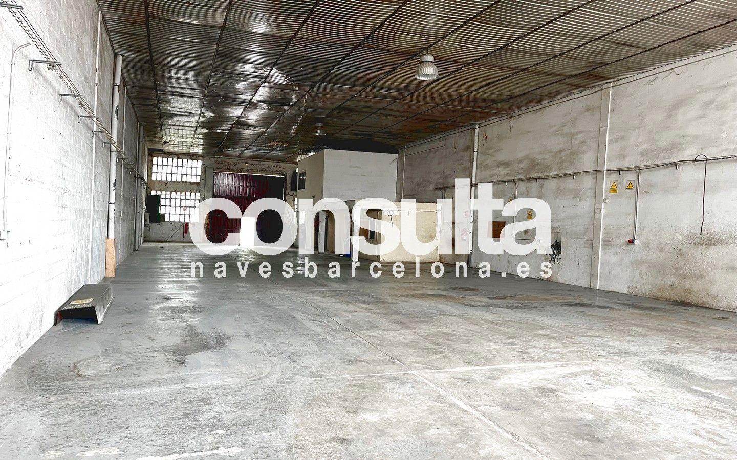 Nau industrial de lloguer en Ripollet
