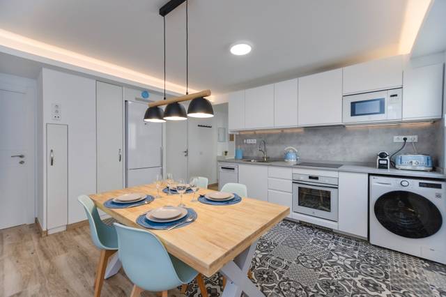 Piso en Alquiler en Avinguda de la Malva-Rosa en La Malva-rosa