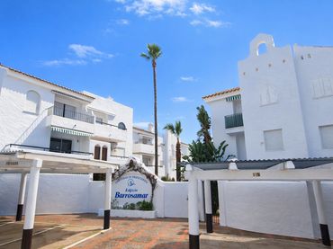 Appartement compact à vendre à Calle Rompeolas 28