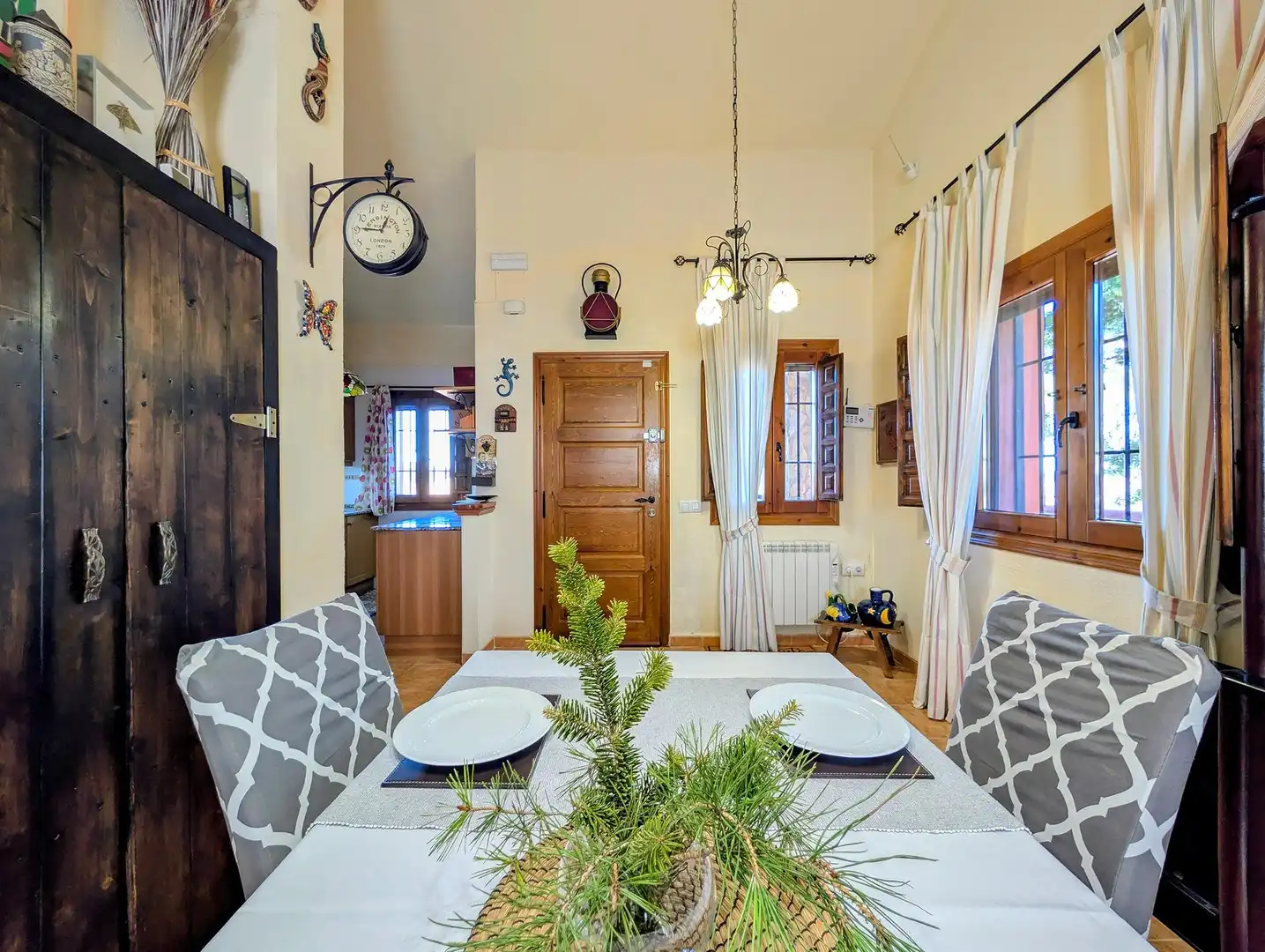 Comedor de Casa o chalet en venta en Vistabella del Maestrazgo con Calefacción y Alarma