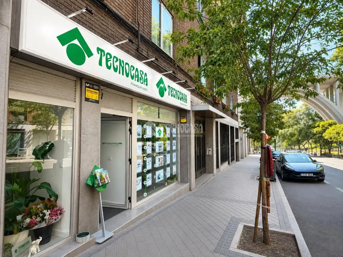 Flat for sale in Madrid  with Storage room and Balcony