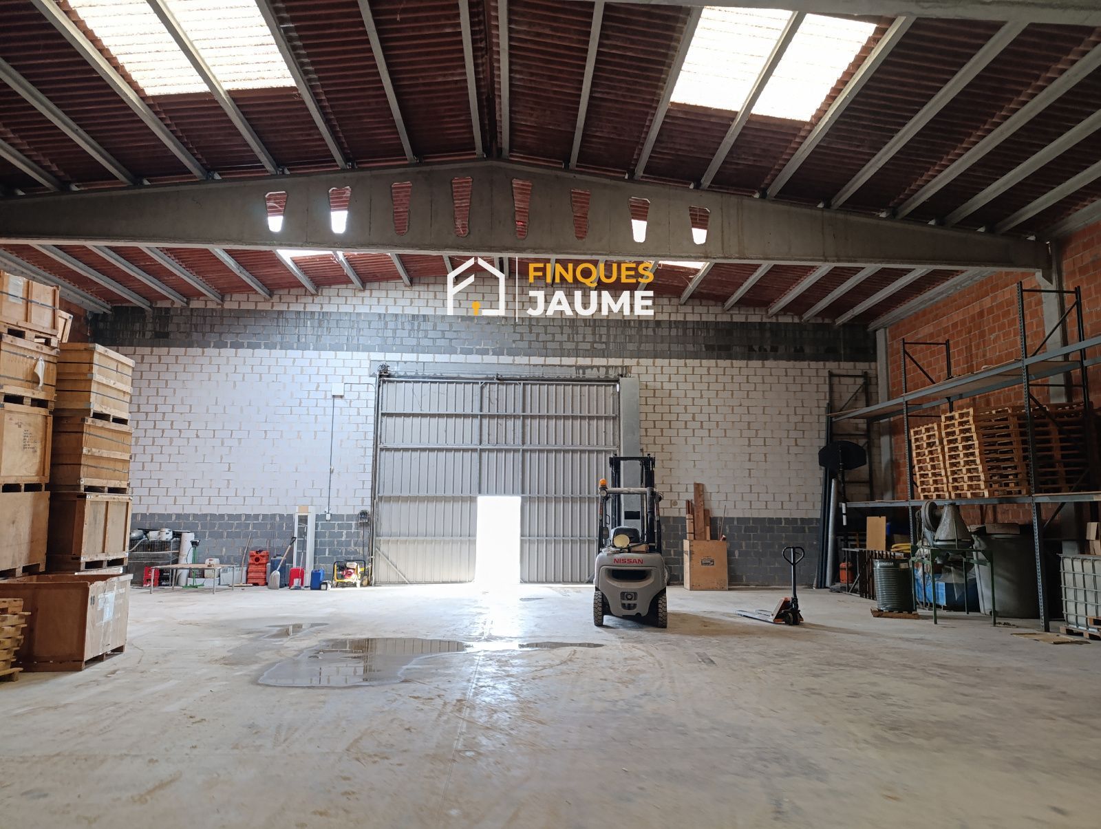 Nau industrial en venda en Preixens