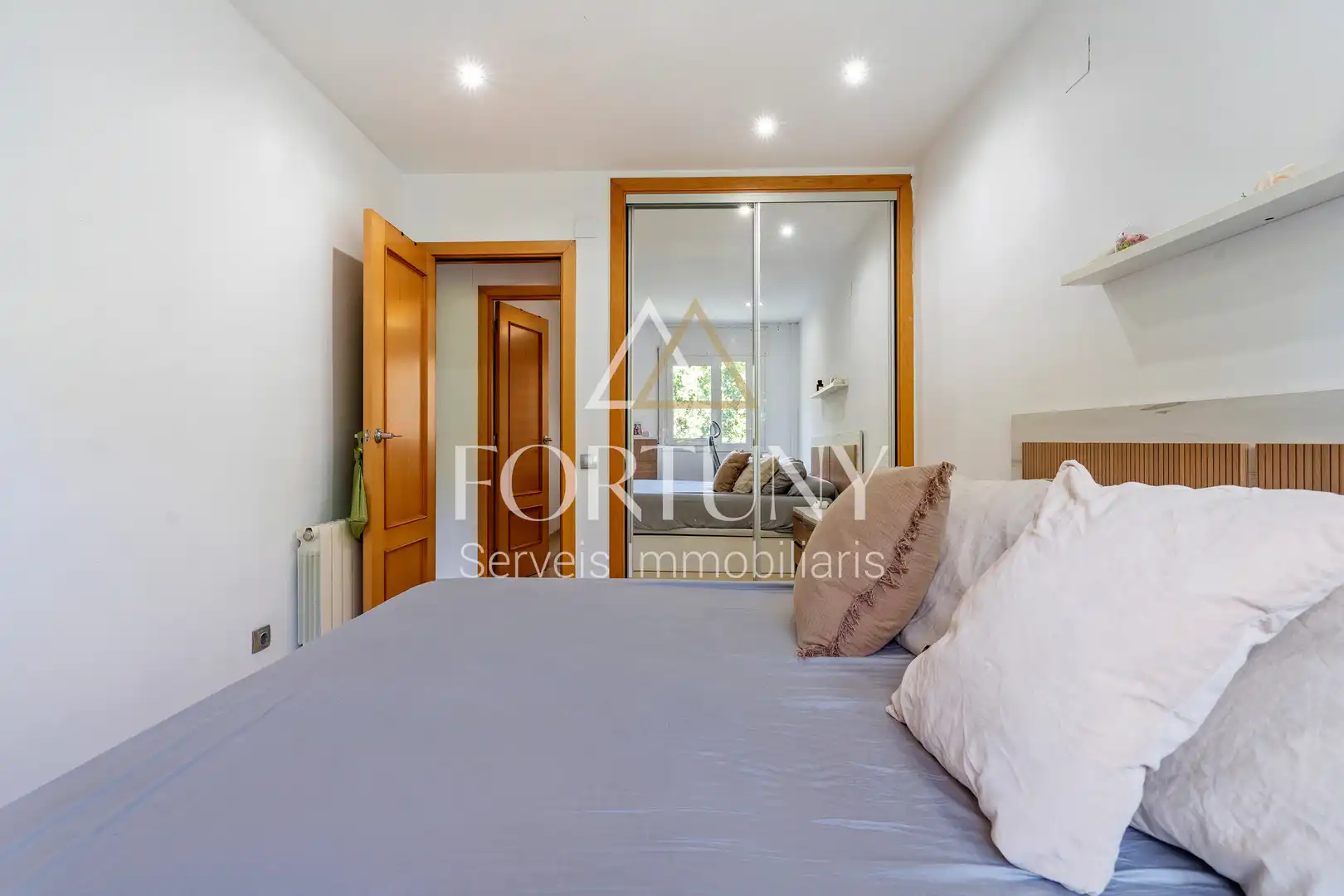 Bedroom of Flat for sale in El Catllar   with Air Conditioner, Storage room and Swimming Pool