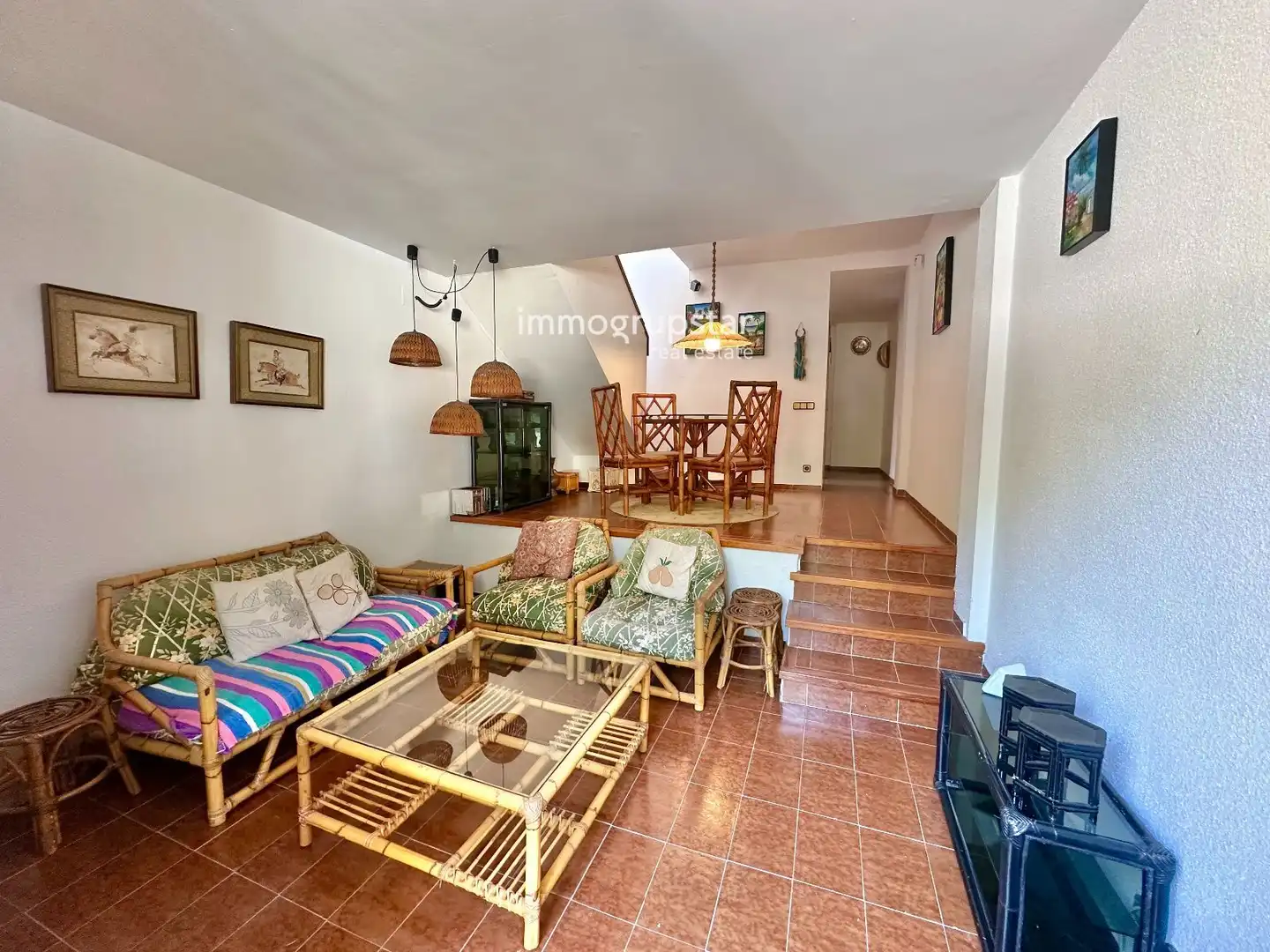 Sala d'estar de Dúplex en venda en Castell d'Aro, Platja d'Aro i s'Agaró amb Terrassa, Traster i Balcó