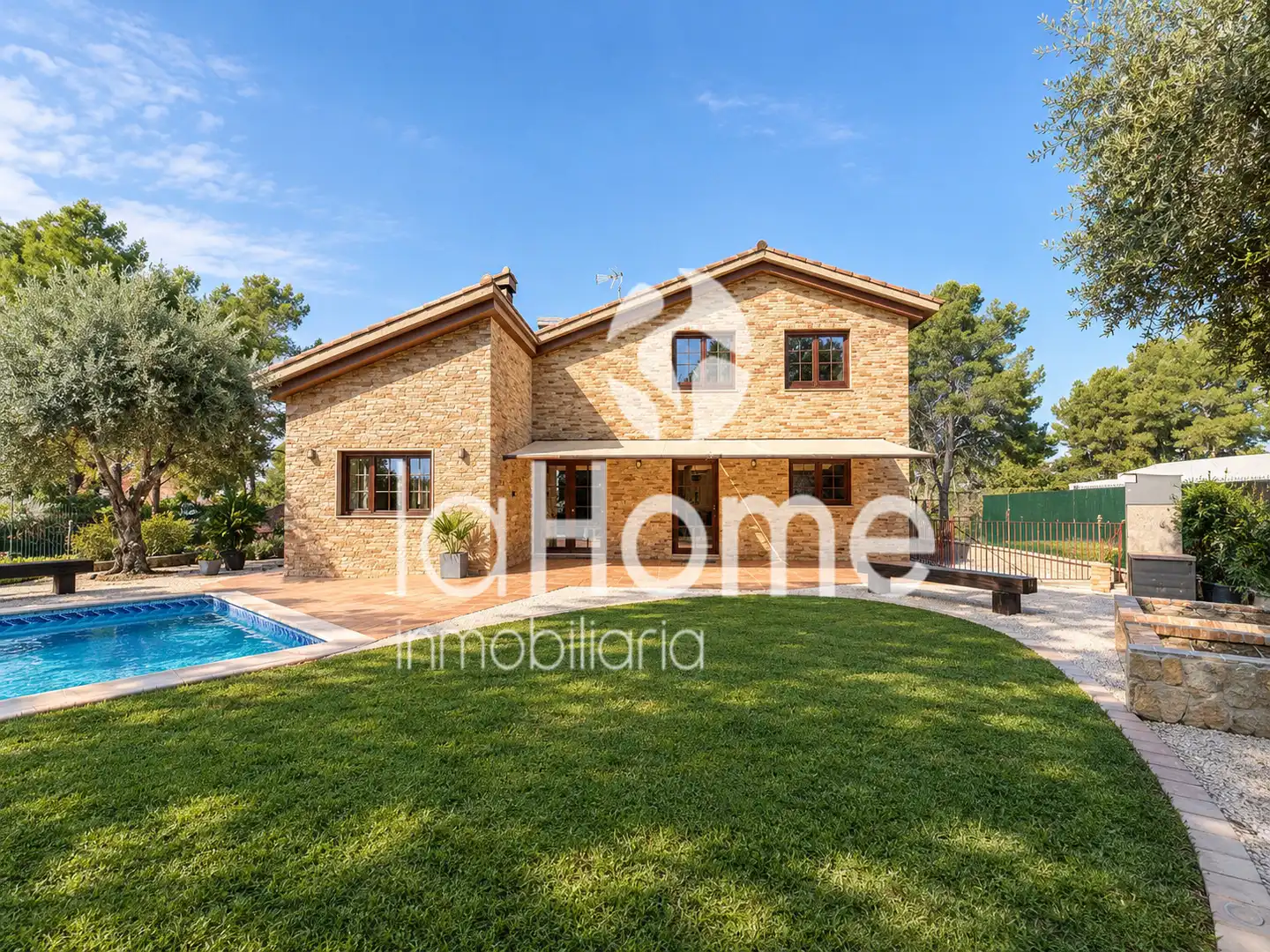 Villa con piscina in vendita a La Cañada, imagen 3