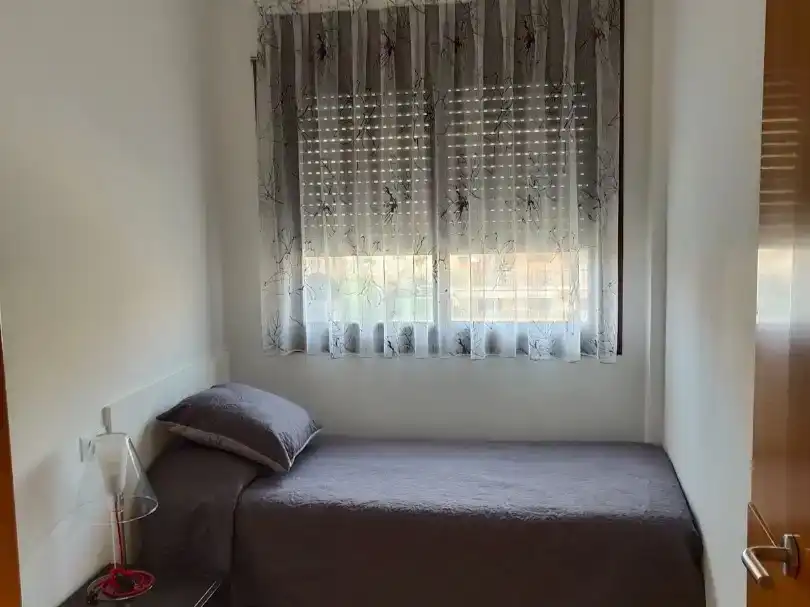 Schlafzimmer von Wohnung zur Miete in Palamós mit Klimaanlage, Parkett und Möbliert