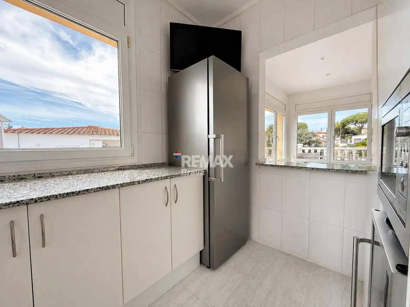 Kitchen of Houses for sale in Roses  with Air Conditioner, Heating and Private garden