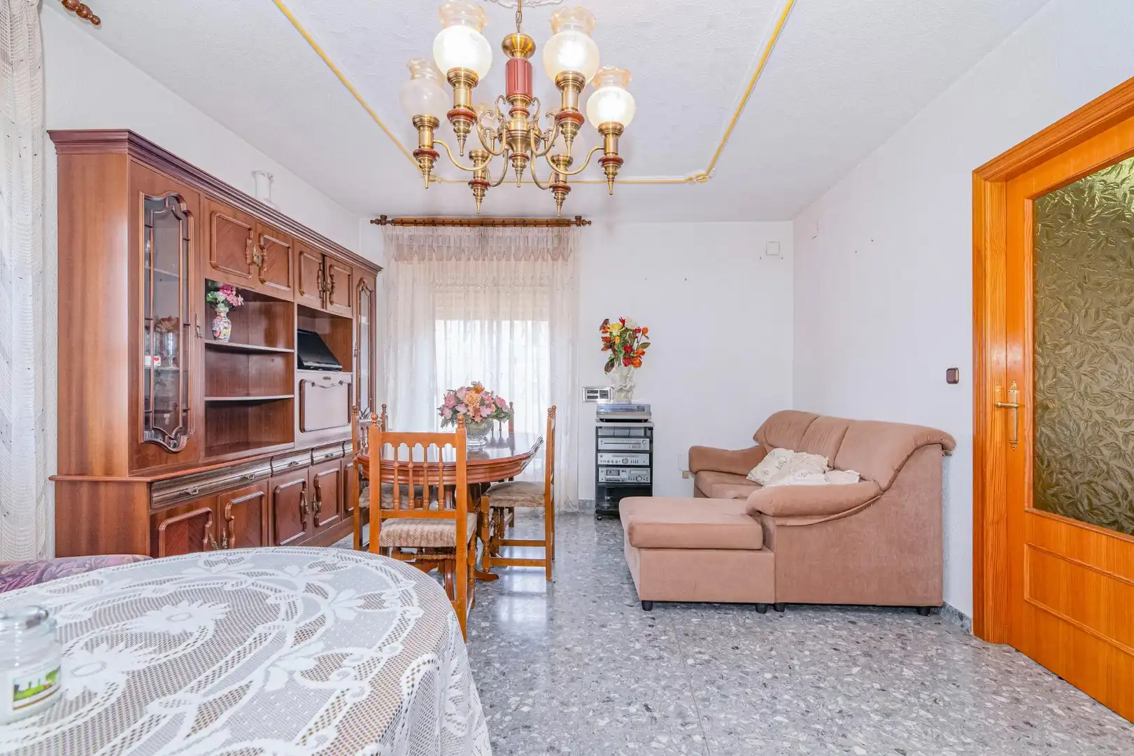 Sala de estar de Casa o chalet en venta en Peligros con Terraza, Piscina y Amueblado
