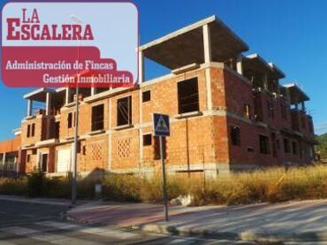 Adossat en venda a Castalla
