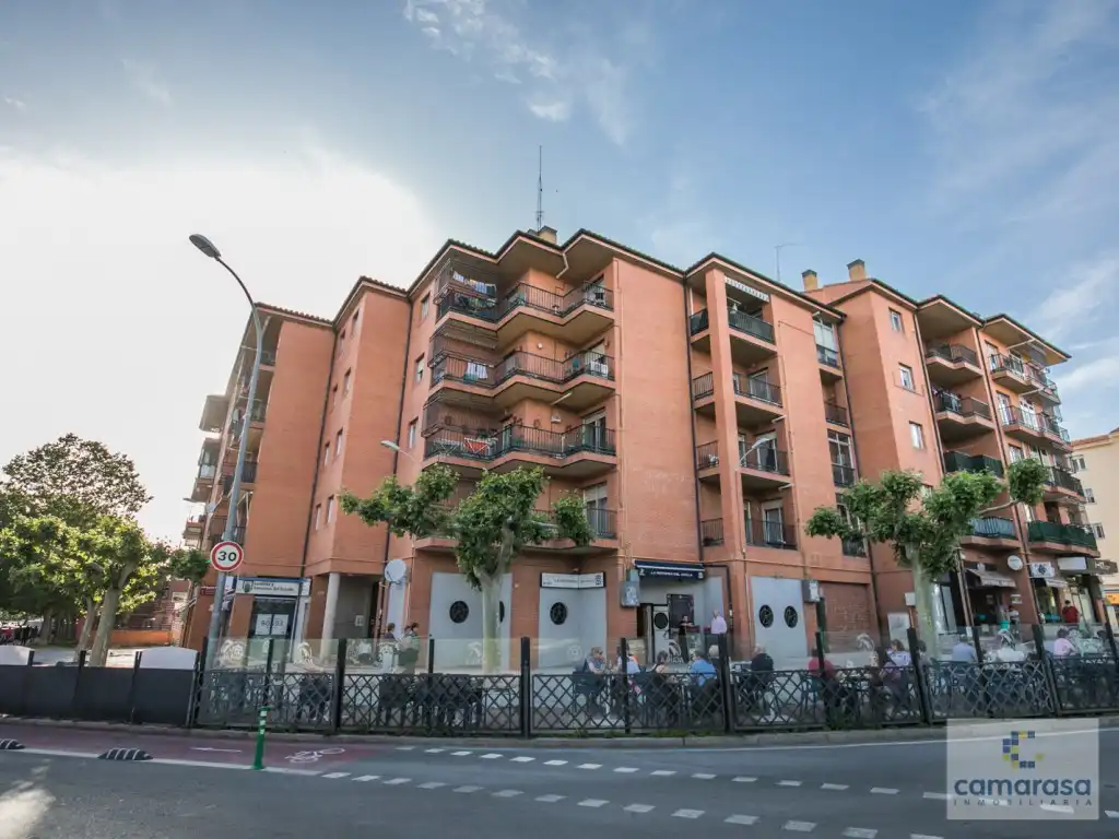 Vista exterior de Piso en venta en Ávila con Calefacción y Terraza