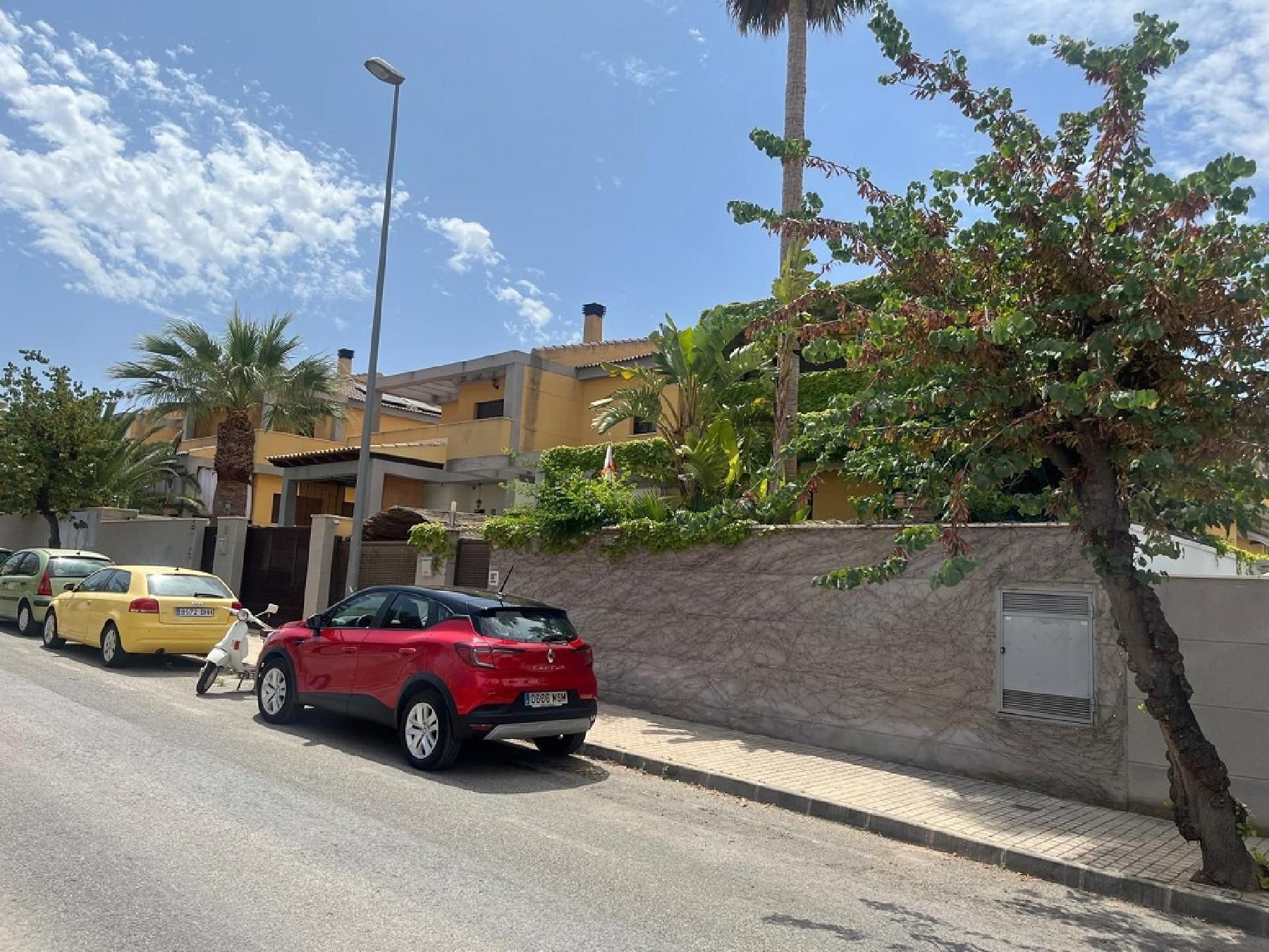 Vista exterior de Casa o chalet en venta en Alicante / Alacant con Jardín privado, Terraza y Trastero