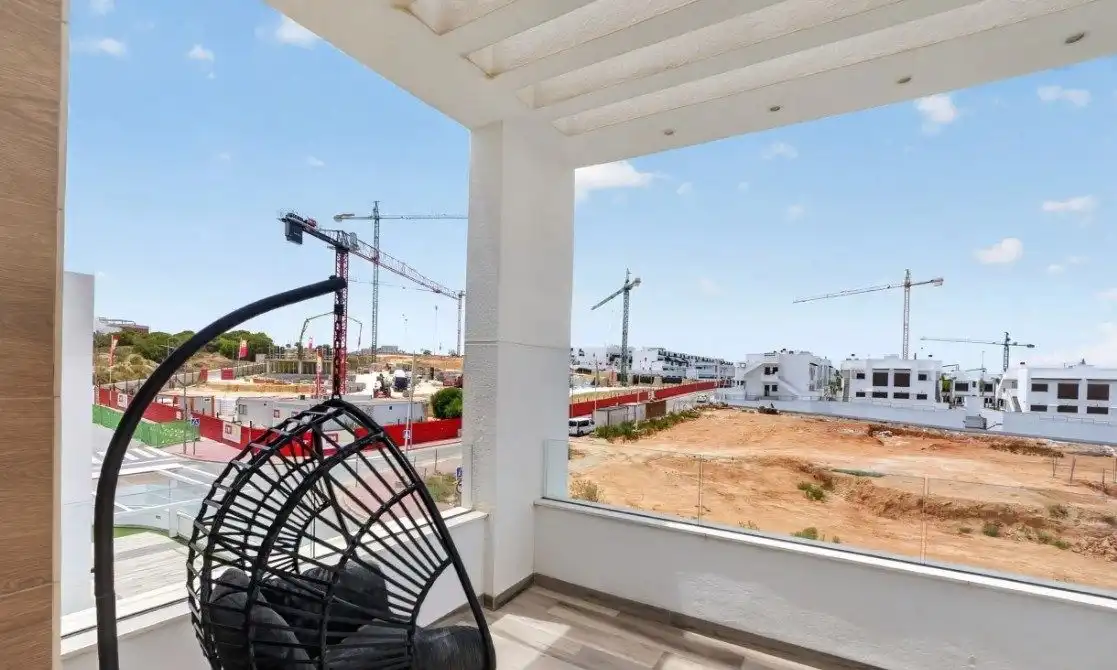 Chalet con piscina en venta en Los Balcones - Los Altos, imagen 25