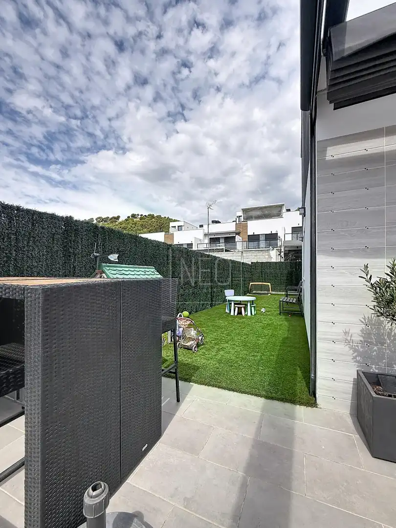 Casa aparellada amb piscina en venda a Calle SIERRA DE BAZA, imagen 15
