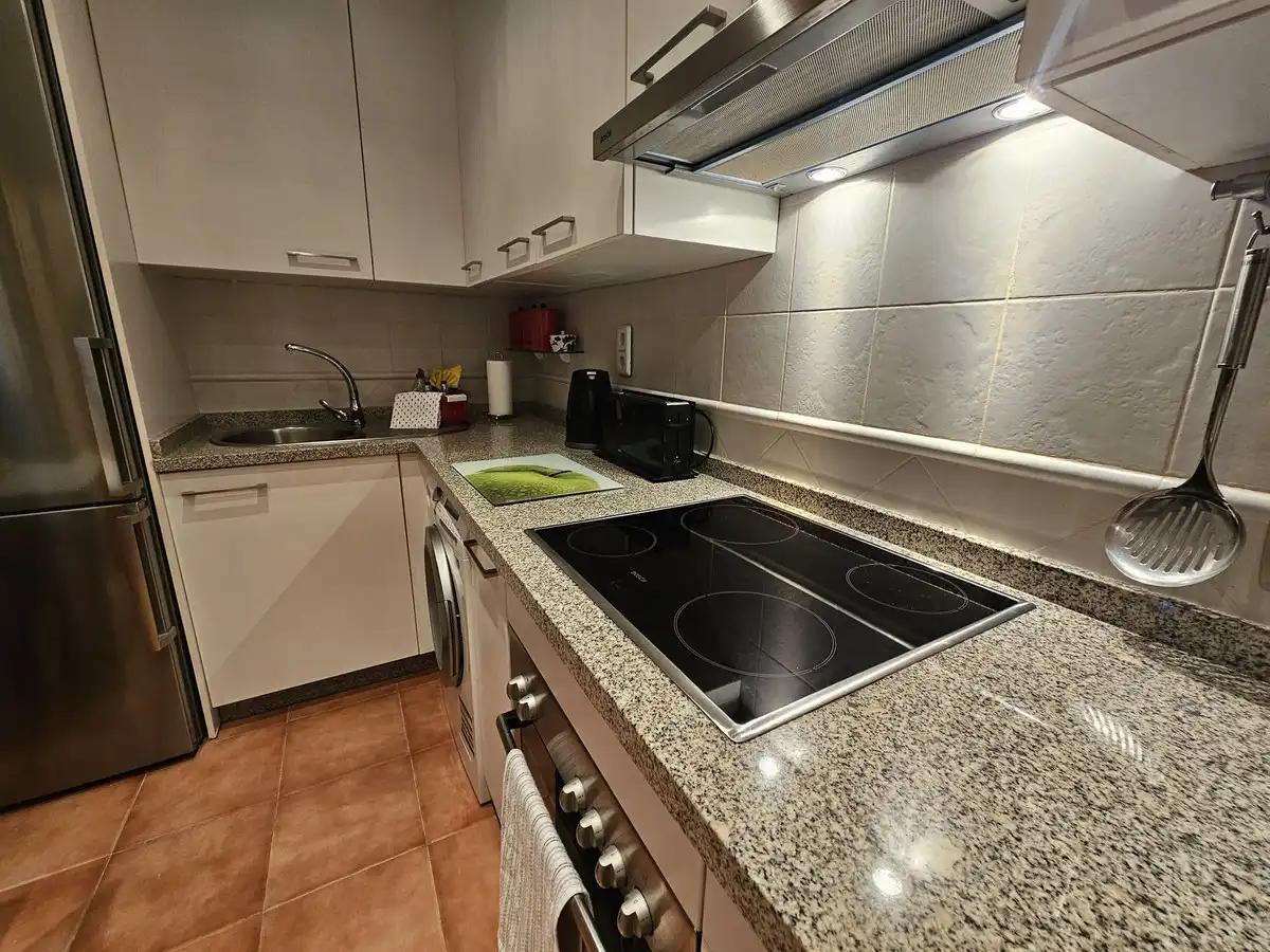 Küche von Dachboden zum Verkauf in Mijas mit Klimaanlage, Terrasse und Abstellraum