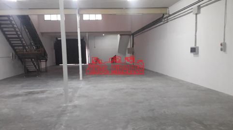 Foto 4 von Fabrikhallen zur Miete in San Crispín, Elche / Elx