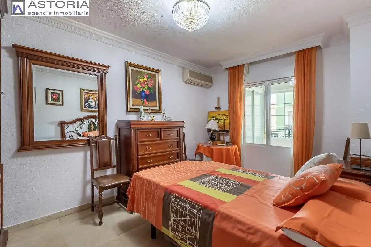 Flat with lift for sale in Calle ARQUITECTO JIMENEZ LACAL, imagen 19