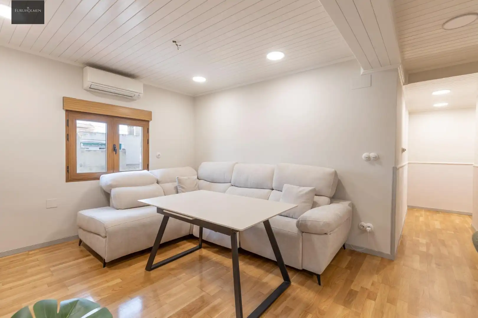 Living room of Flat for sale in Armilla  with Air Conditioner and Heating