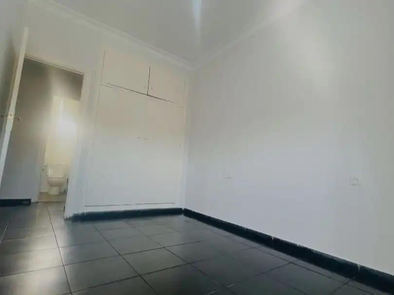 Schlafzimmer von Wohnung zur Miete in  Madrid Capital