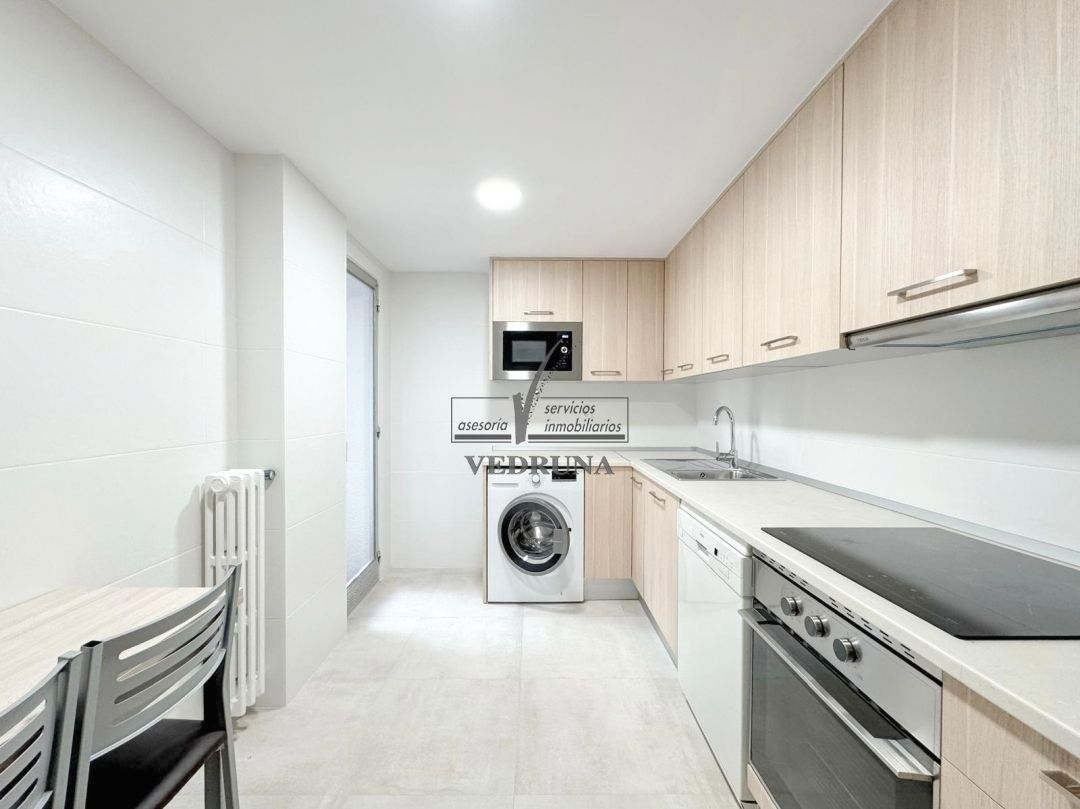 Kitchen of Flat to rent in  Zaragoza Capital  with Air Conditioner, Heating and Terrace