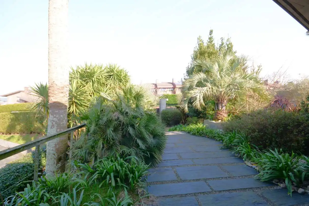 Jardí de Casa o xalet en venda en Donostia - San Sebastián  amb Aire condicionat, Calefacció i Jardí privat