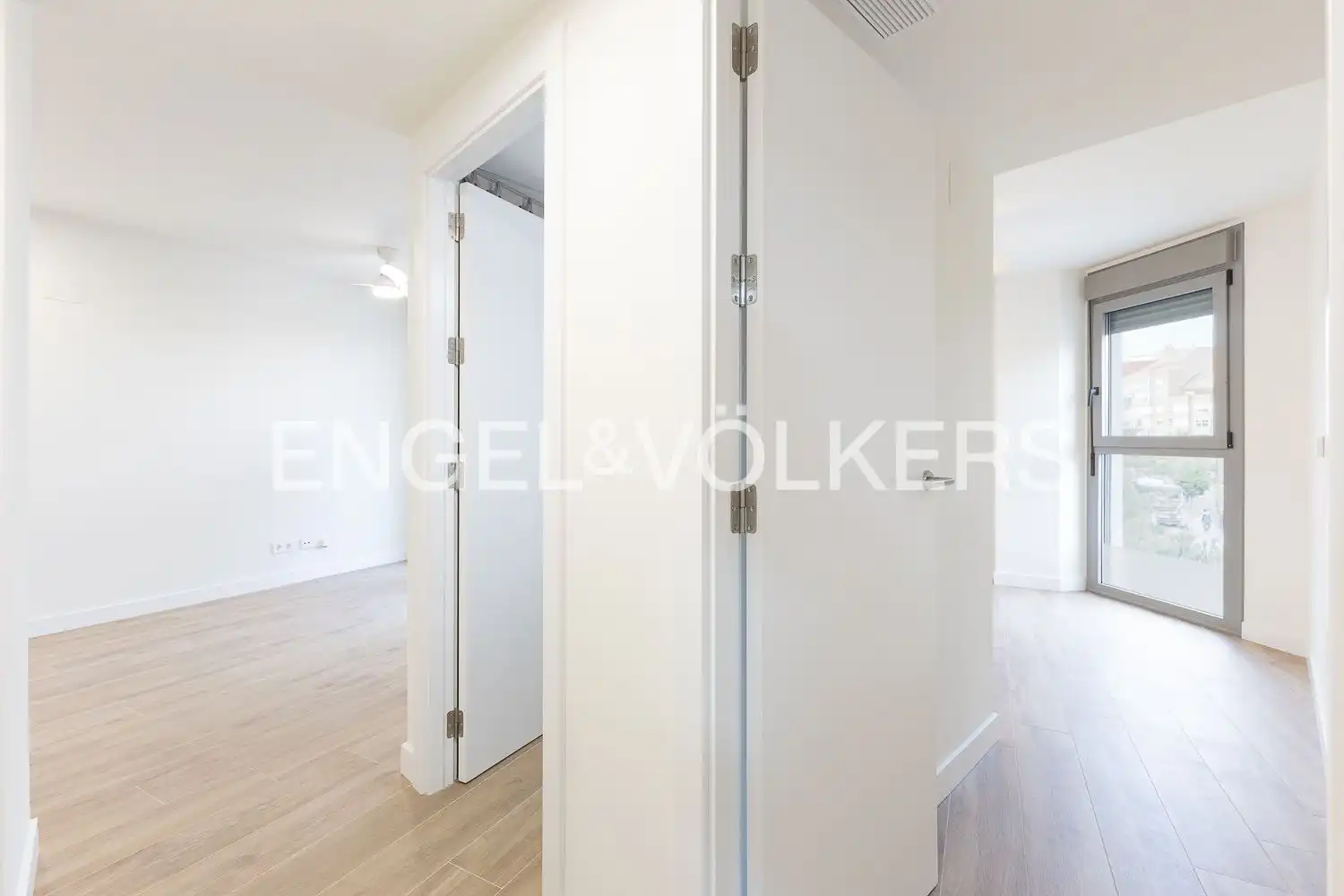 Flat for rent in Valencia  with Air Conditioner, Heating and Parquet flooring