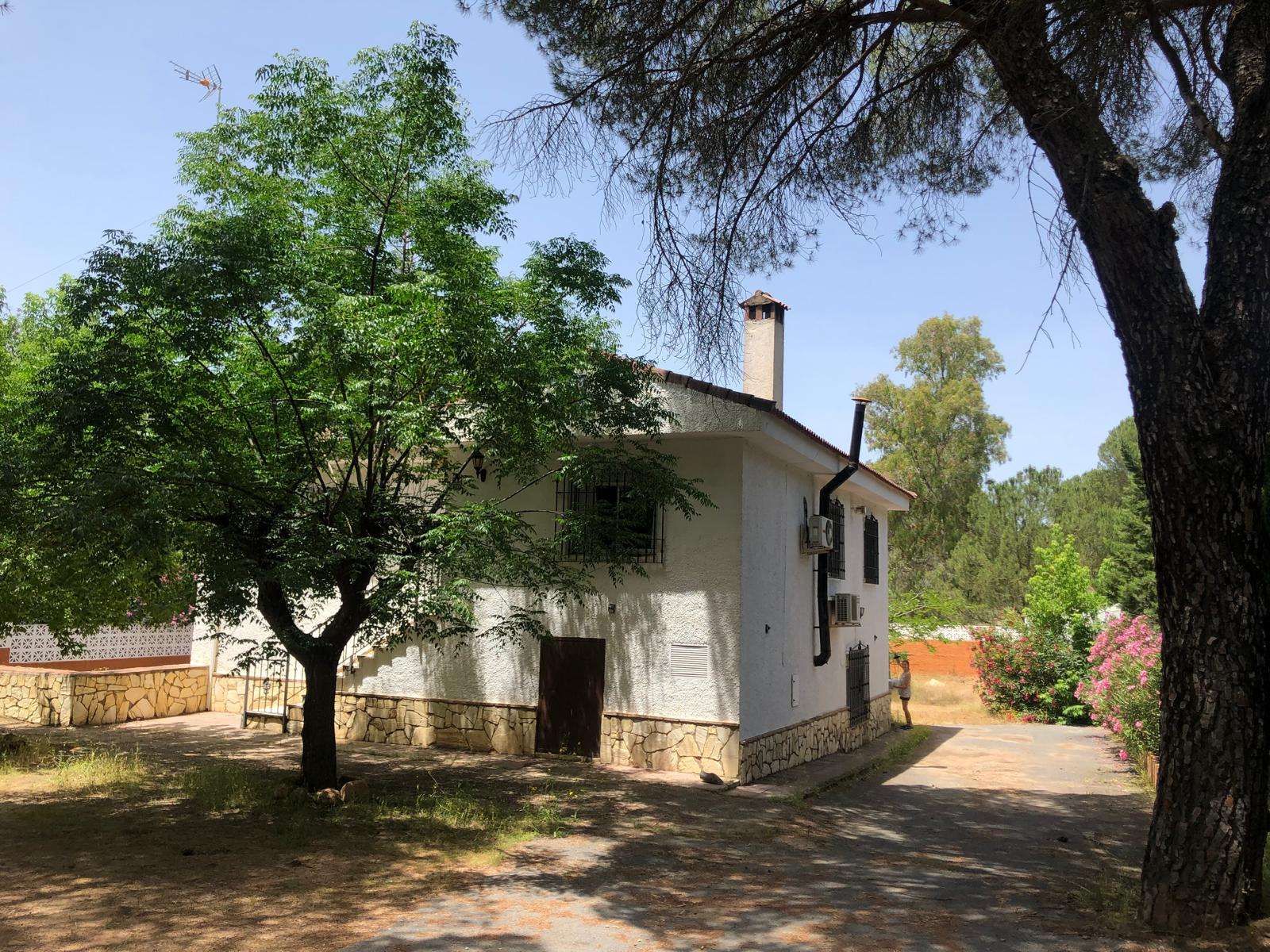 Vista exterior de Apartament per a compartir en  Córdoba Capital amb Terrassa