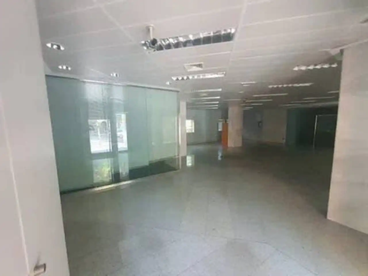 Business premises for sale in Casco Antiguo, imagen 4