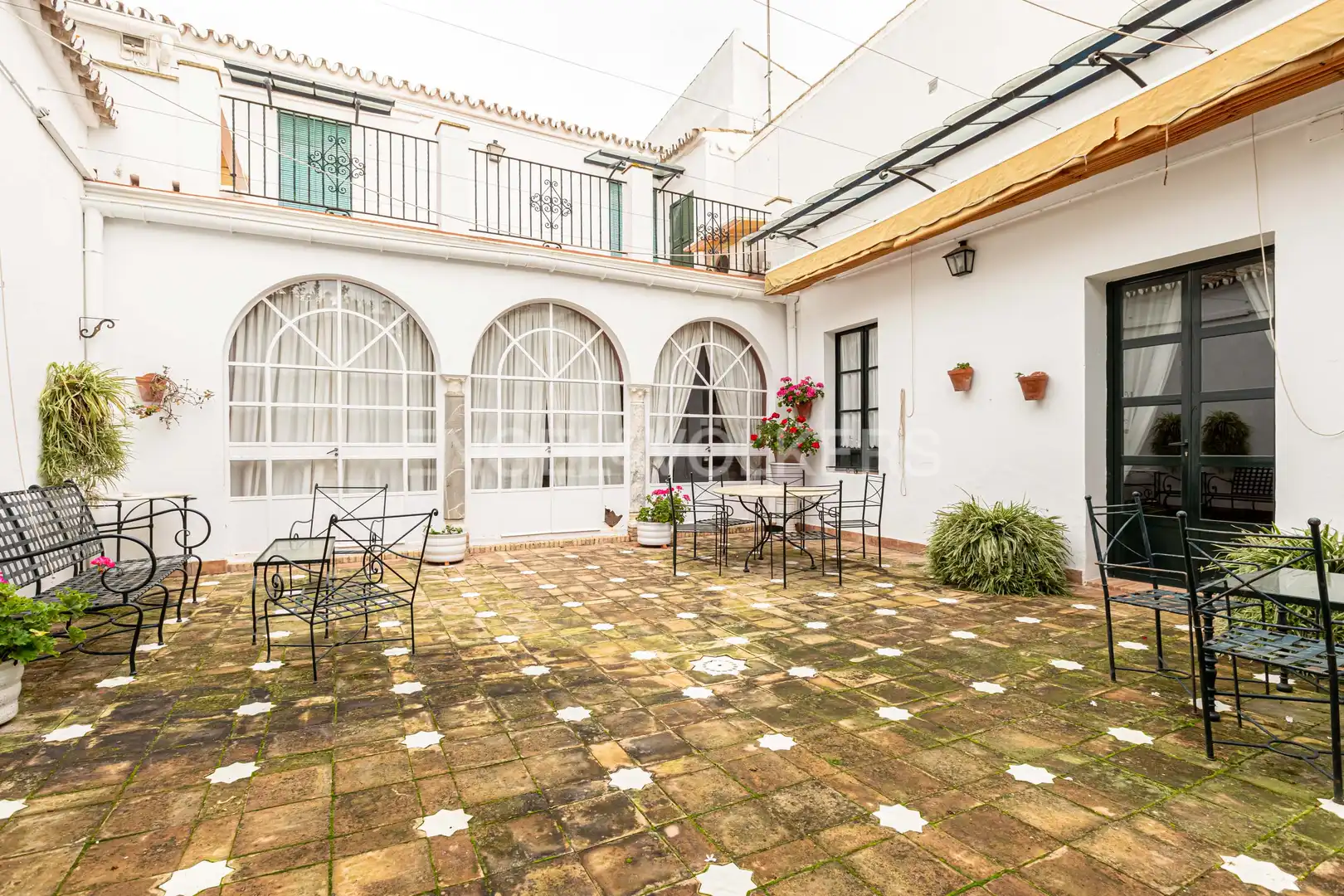 Terraza de Casa o chalet en venta en Umbrete con Calefacción, Jardín privado y Piscina