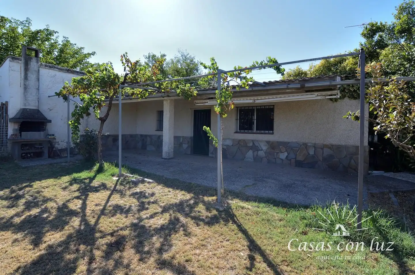 Vista exterior de Finca rústica en venta en Zaragoza con Aire acondicionado, Jardín privado y Amueblado