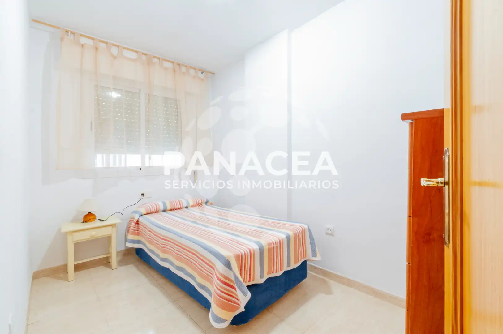 Bedroom of Flat for sale in Roquetas de Mar  with Terrace, Furnished and Oven