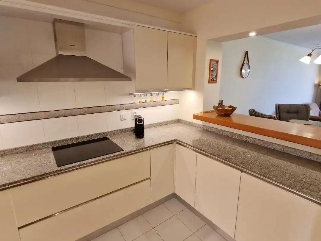 Cocina de Piso en venta en Adeje con Aire acondicionado, Piscina y Balcón