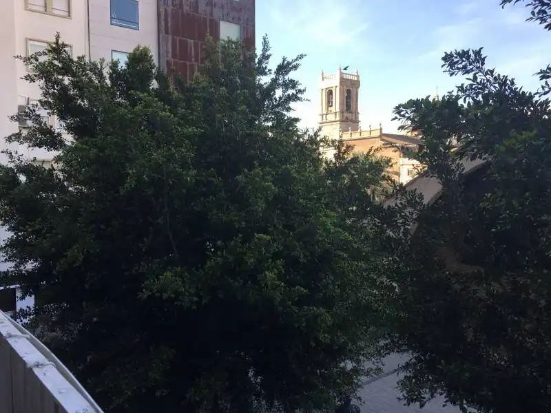 Vista exterior de Oficina de alquiler en Valencia