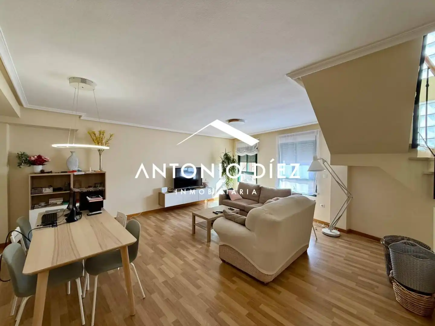 Sala de estar de Casa o chalet de alquiler en Aspe con Parquet y Terraza