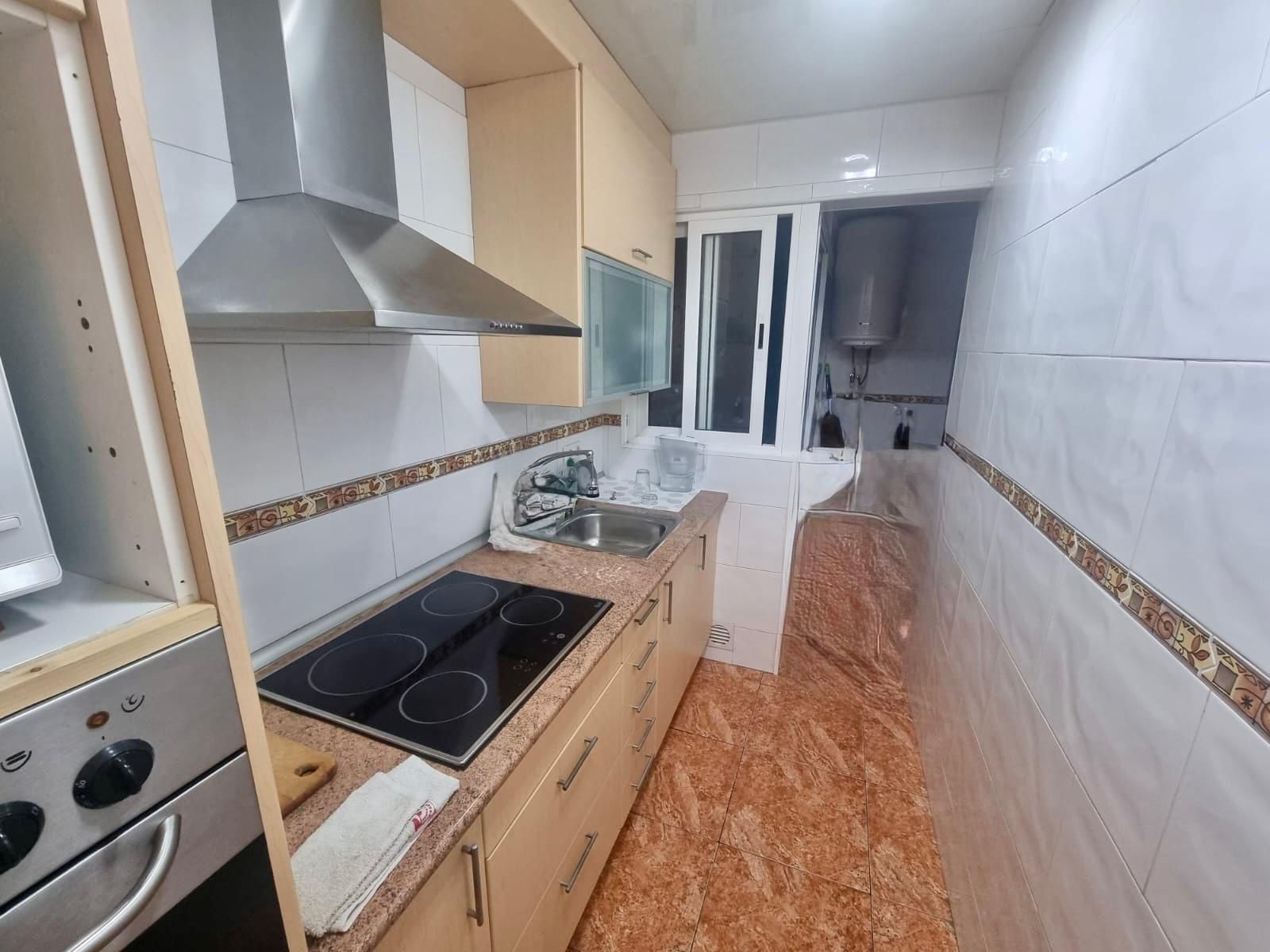 Kitchen of Flat for sale in Esplugues de Llobregat