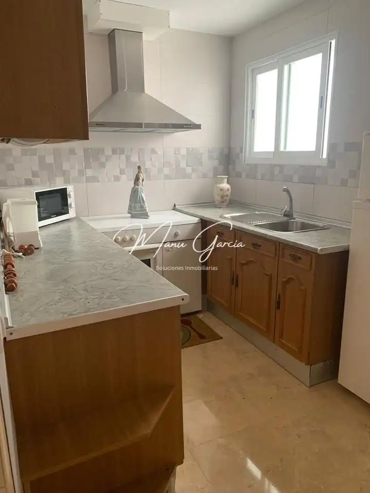 Küche von Einfamilien-Reihenhaus zum Verkauf in Cuevas de San Marcos mit Terrasse, Balkon und Internet