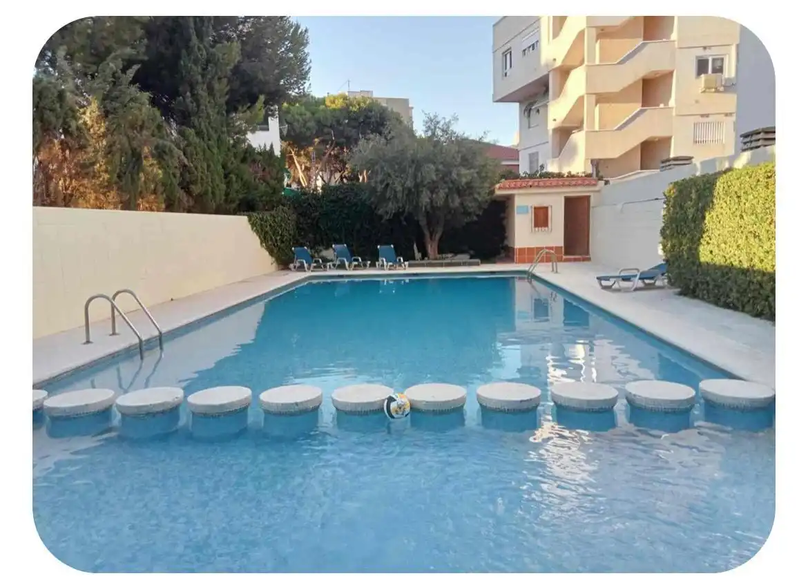 Piscina de Dúplex de lloguer en El Campello amb Aire condicionat, Calefacció i Terrassa